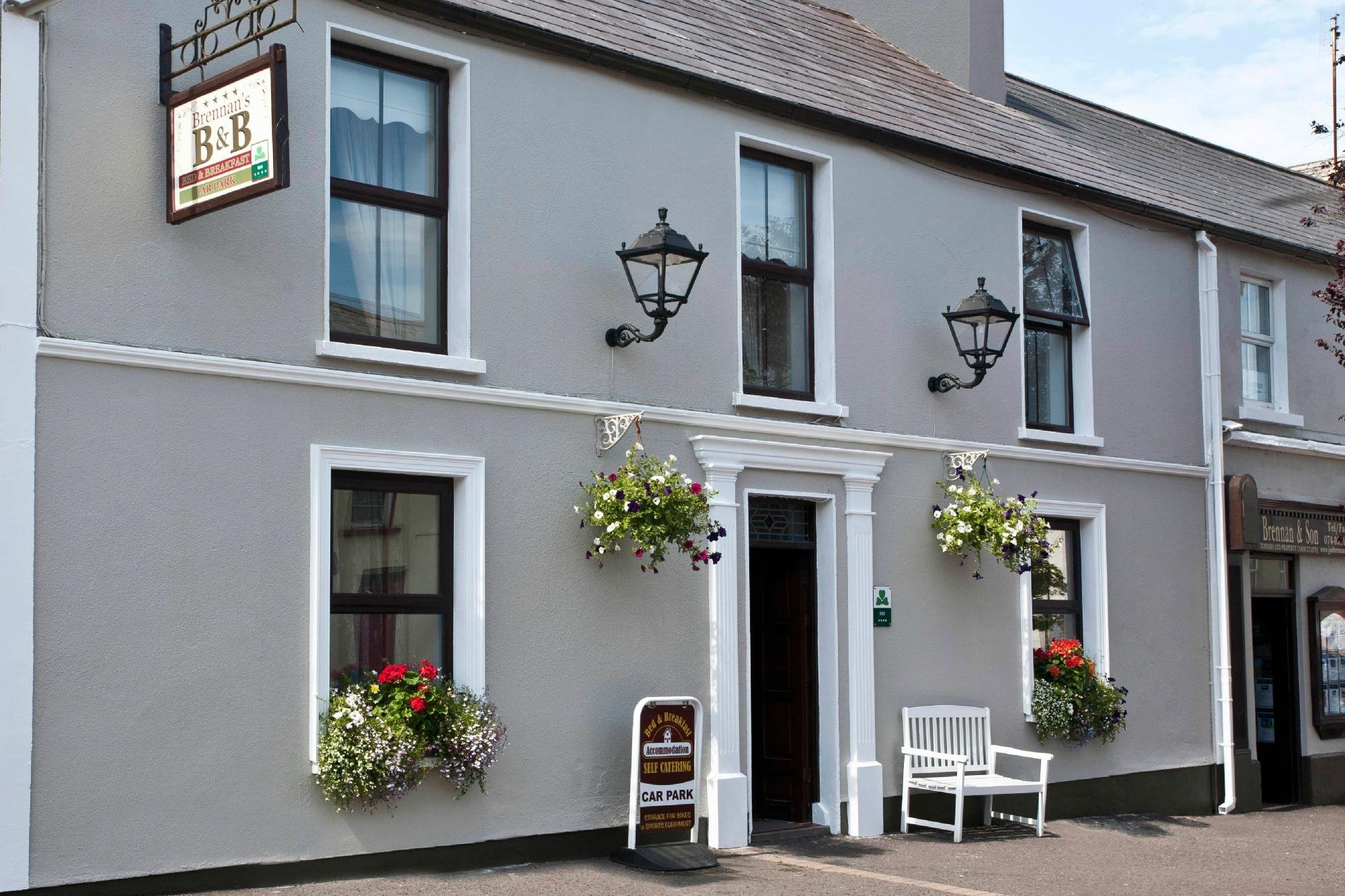 BRENNAN'S B&B - Prices & Reviews (Glenties, Ireland)