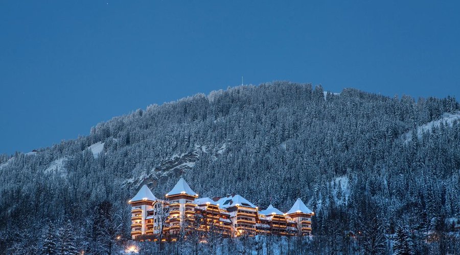 The Alpina Gstaad night View 01