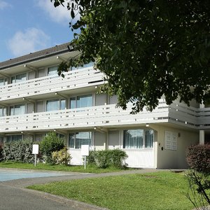Hôtel Campanile Accueil Nouvelle Génération