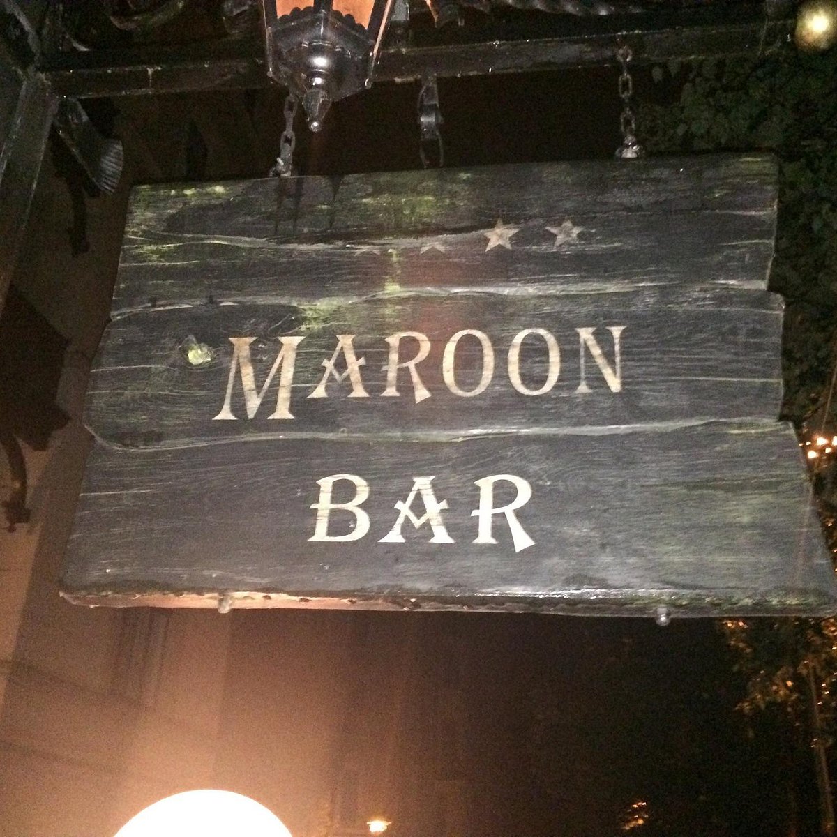 Maroon cafe