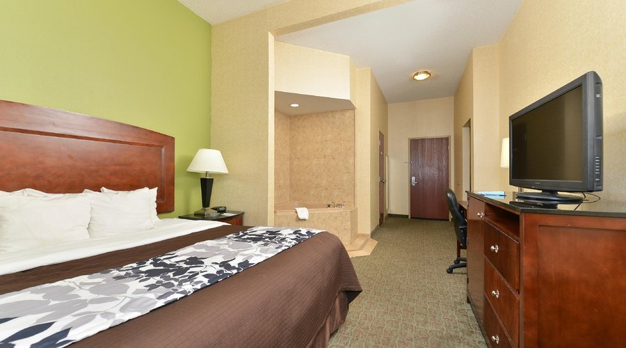 King Jacuzzi Suite
