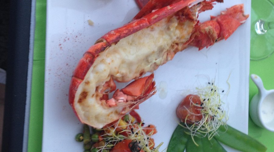 petit homard breton cuit beurre blanc