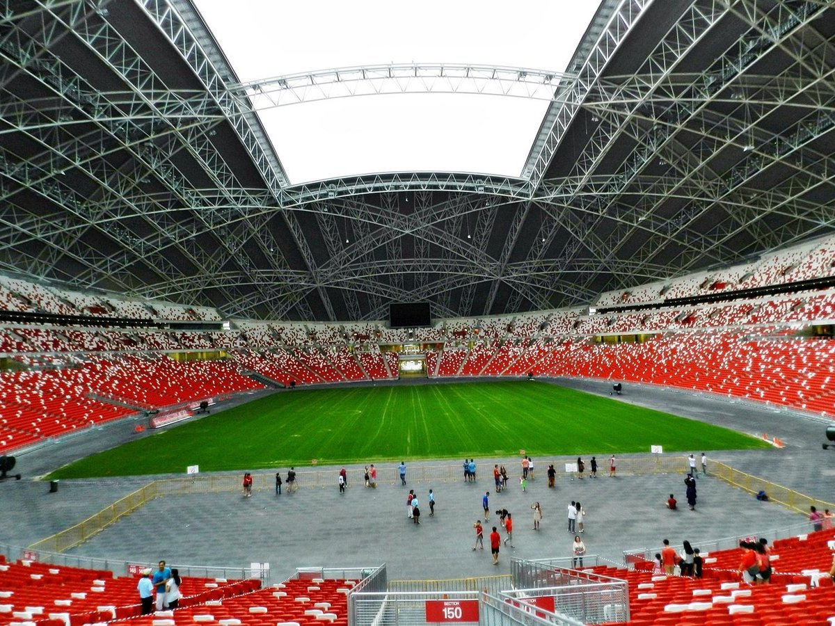 Can you bring food into Singapore National Stadium?