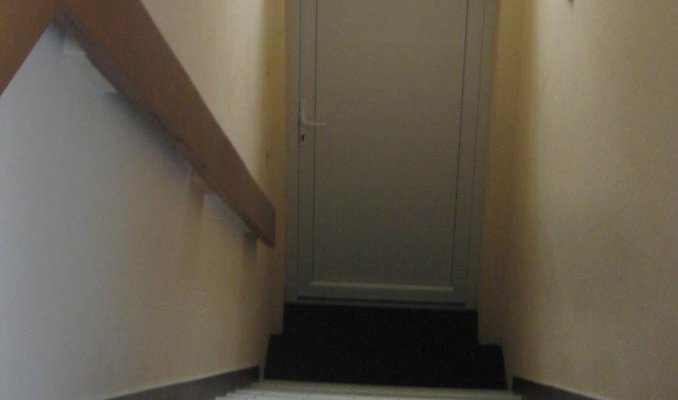 Treppe zu den Zimmern