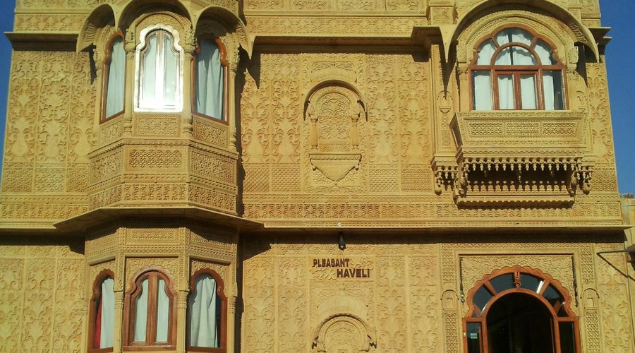Front Of The Hotel Pleasant Haveli
