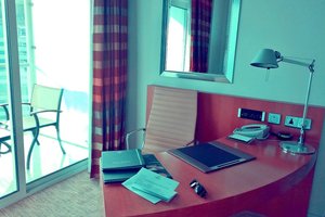 Room & Suite