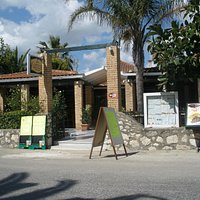 Contessina Family Taverna