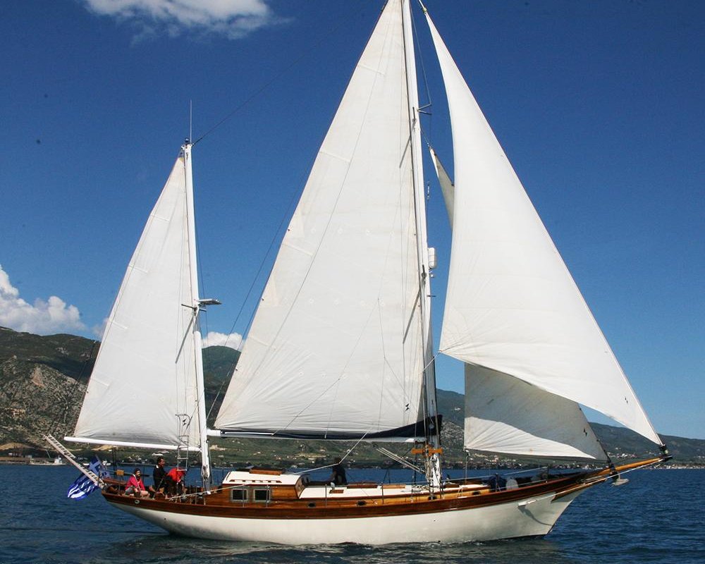 eclipse sailing yacht