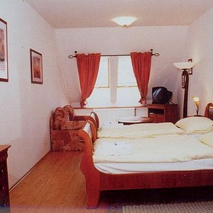 double room with twin beds