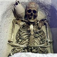reproducción necropolis de vistalegre en Museo de Aspe