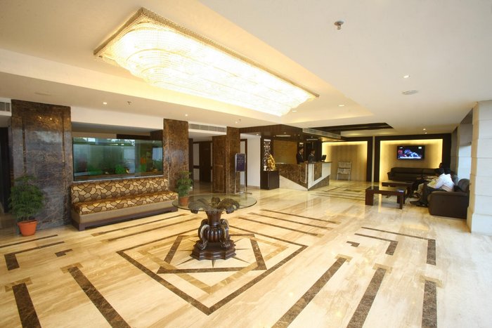 PARKLAND GRAND - Hotel Reviews (New Delhi, India)