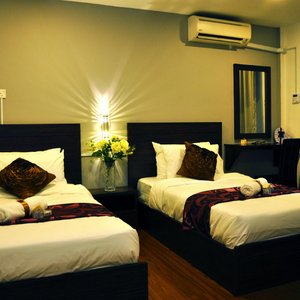 Twin-Bed