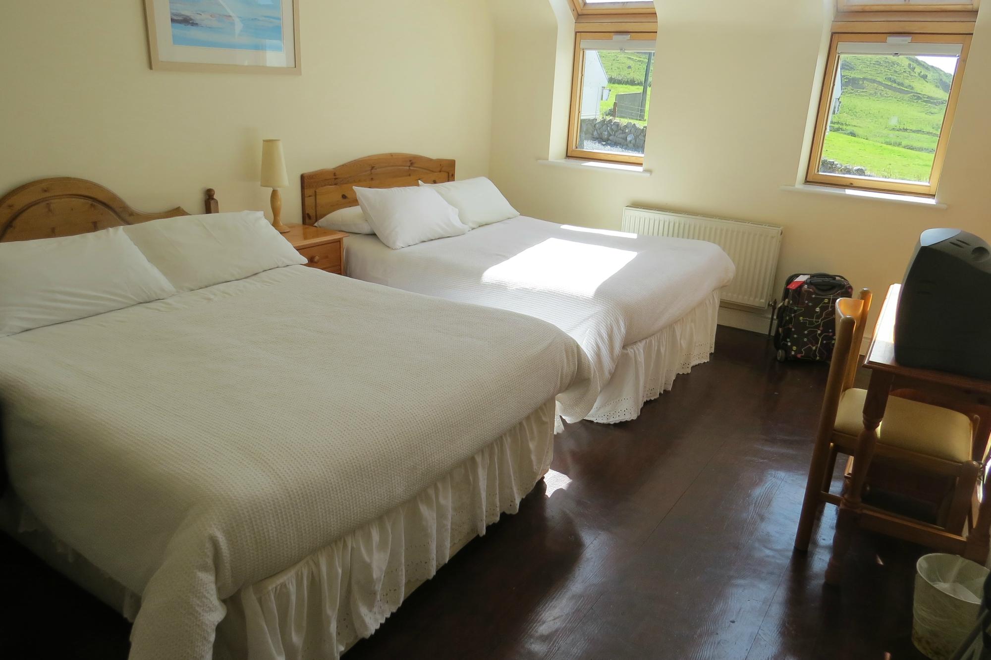 THE LODGE, DOOLIN - Updated 2022 Prices & B&B Reviews (Ireland)