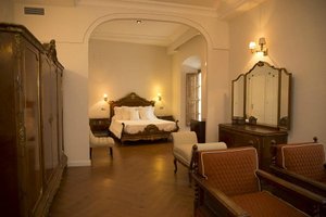 Kamar & Suite