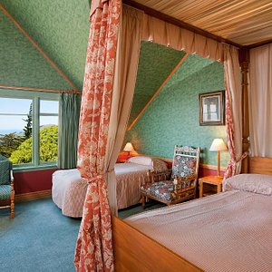 Larnach Castle Lodge Room