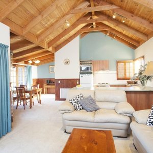 Ah Yett Cottage Open Plan Living (Drummond & Ingram Cottages are identical)