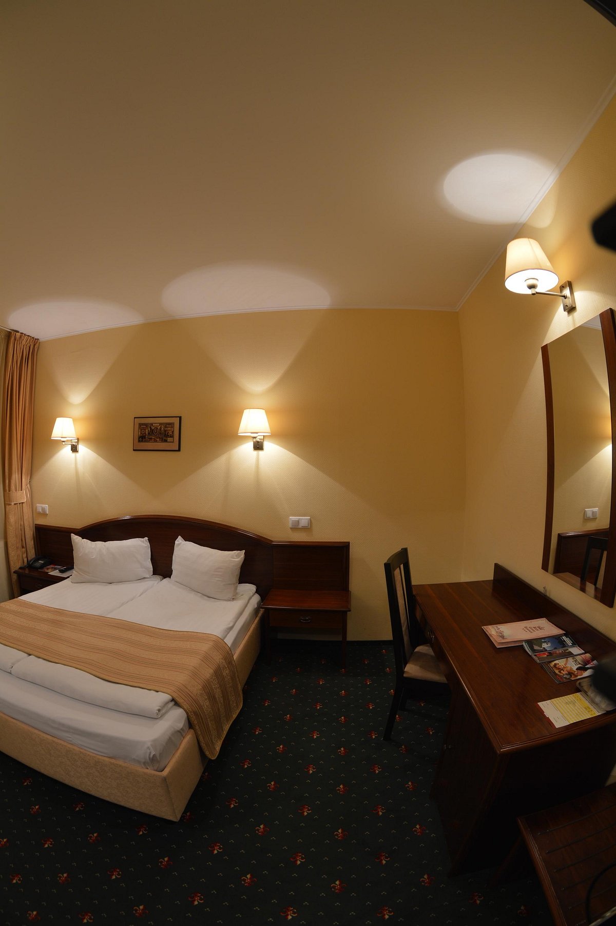Hotel Coroana Brasovului, hotel in Brasov