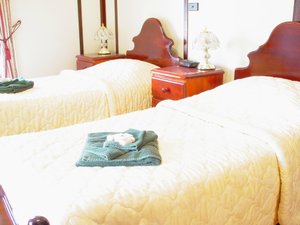 Room & Suite
