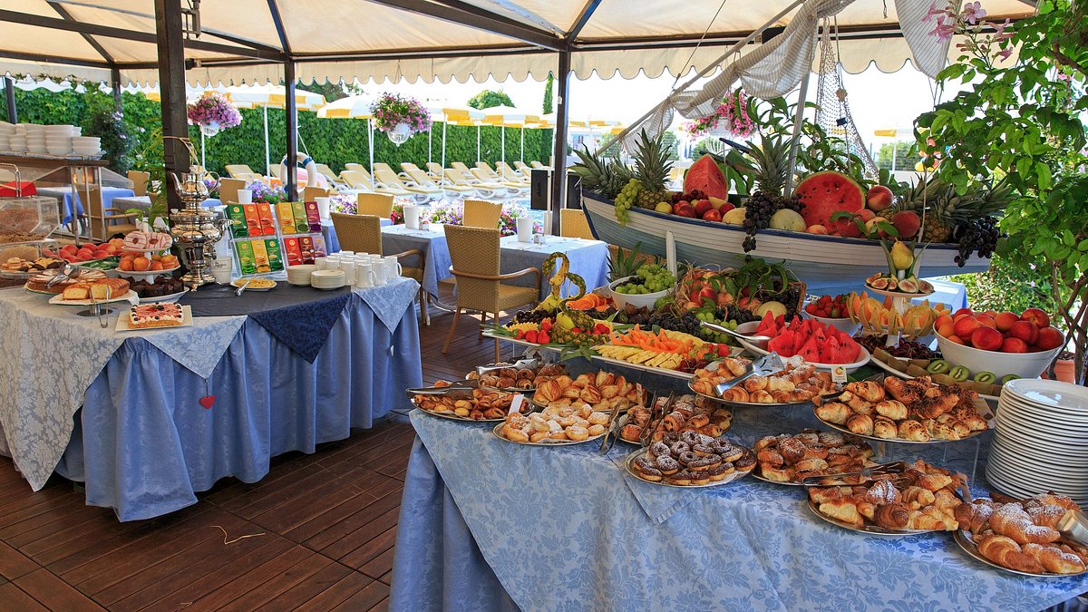 Festa Hawaiana - Foto di Hotel Sirenetta, Jesolo - Tripadvisor