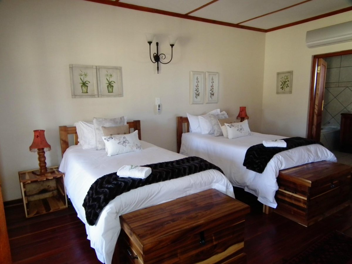 ORYX TRAIL GAME LODGE & SAFARIS (Kuruman, Northern Cape) - Lodge ...