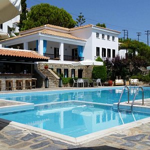 Aegean Suites pool and bar