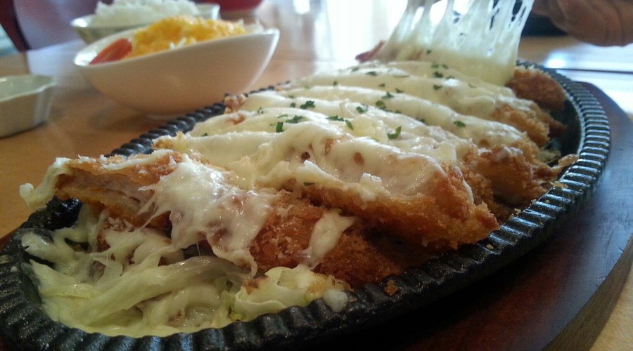 This is Rocky Mountain Cutlet that is pork Cutlet with extra cheese on the top. So wonderful ver