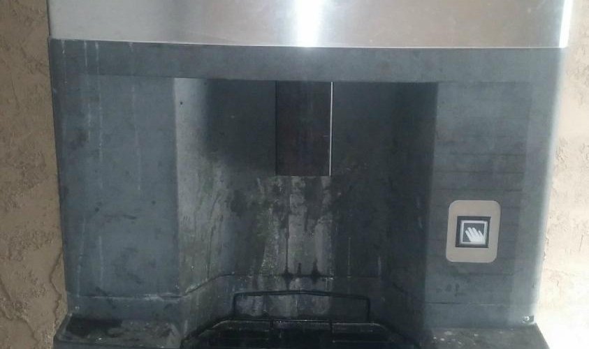 Ice Machine - Ground Floor Corridor