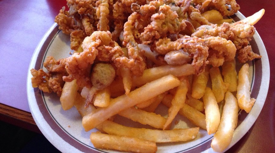 Fried Whole Clams and Fries