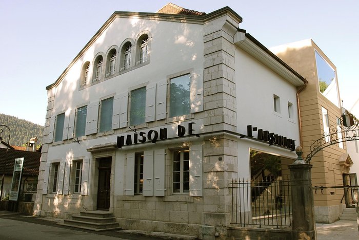 La Maison de l'Absinthe vue de l'extérieur