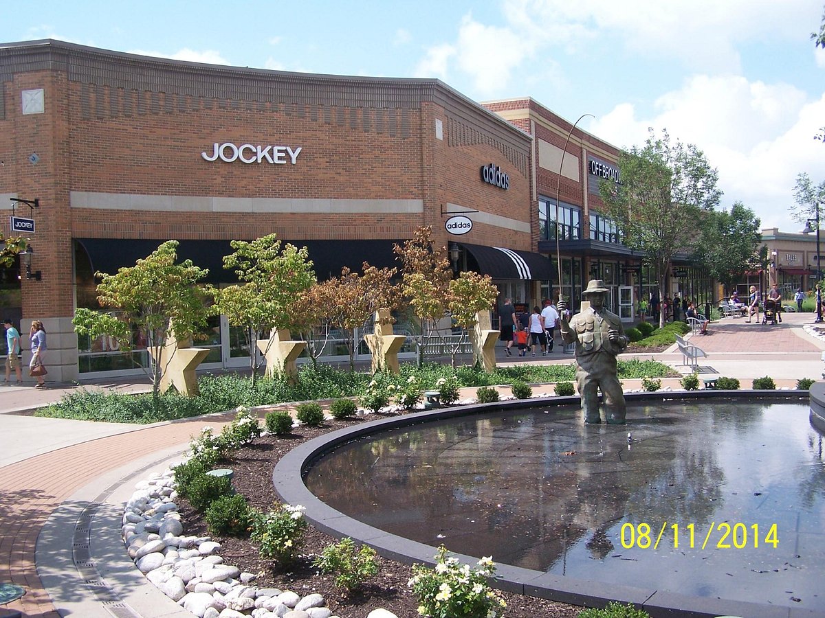 Legends Outlets Kansas City has a new owner