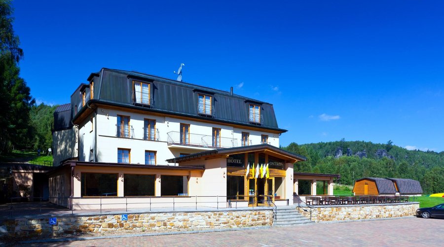 Hotel Ostrov****