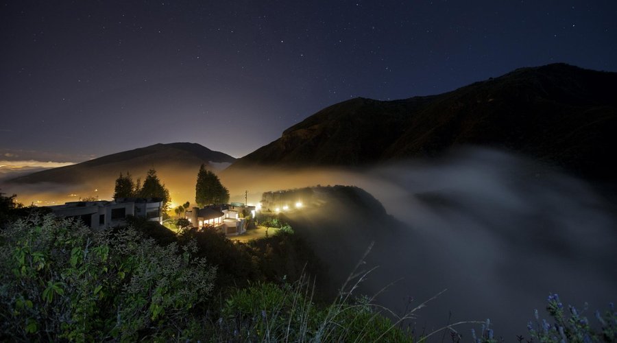 El Crater By Night