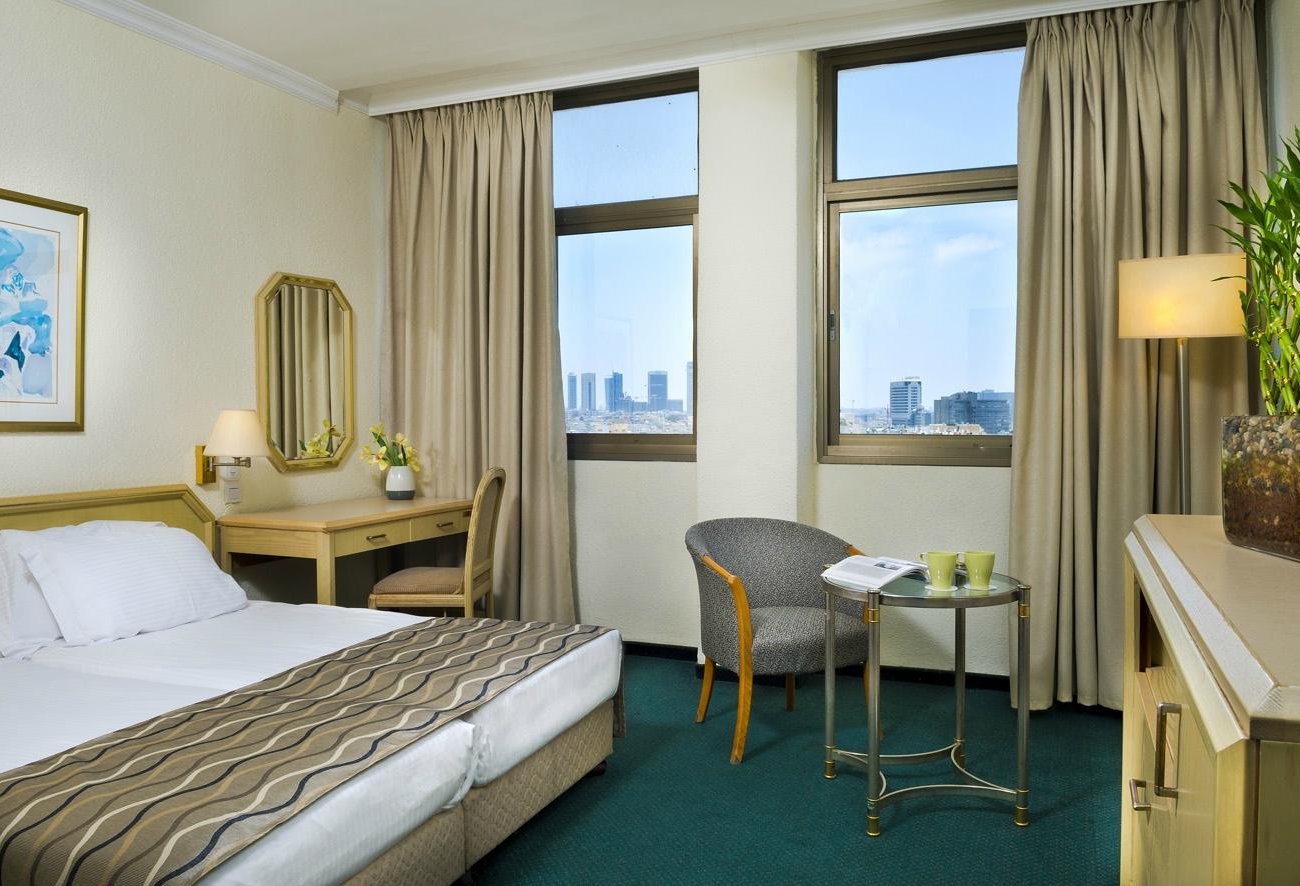 דברה בראון | Debrah Brown by Brown Hotels by null