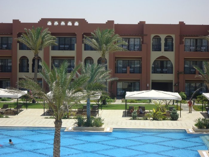 tamarina hotel almaza bay