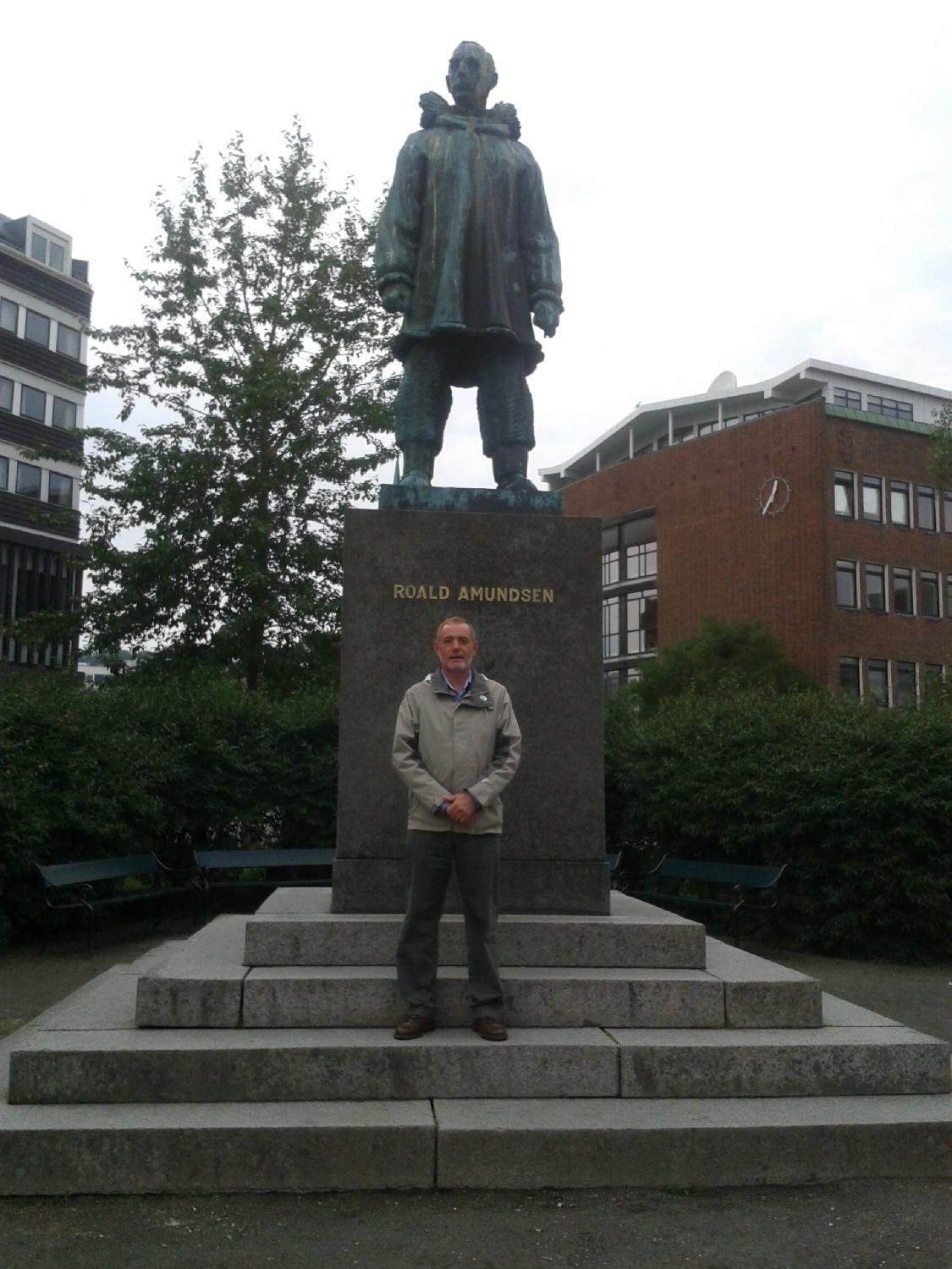 Roald Amundsen Sculpture (Tonsberg) - ATUALIZADO 2022 O Que Saber Antes ...