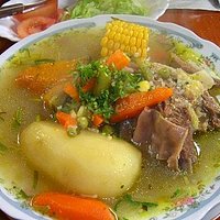 Rica Cazuela de Vacuno o Pollo