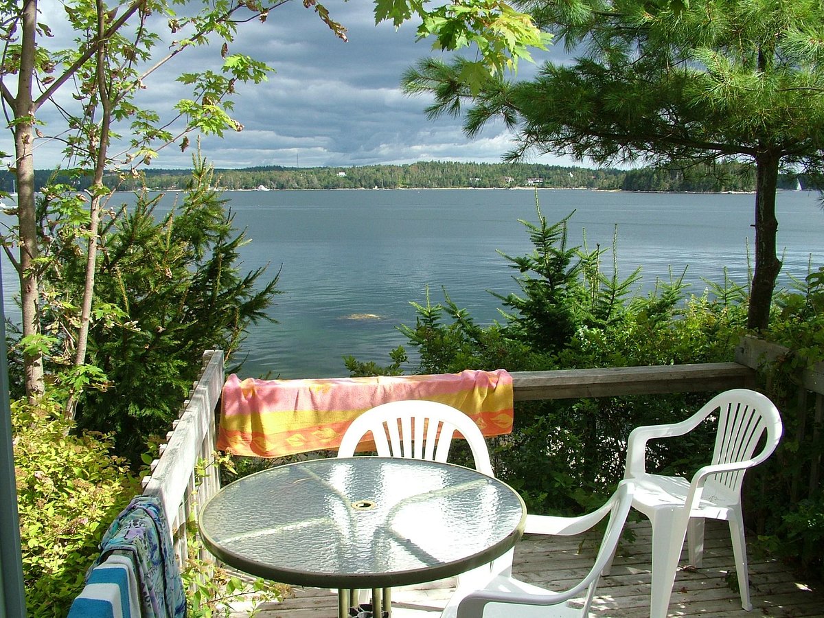 Bay Breeze Motel And Cottages Nova Scotia Canada