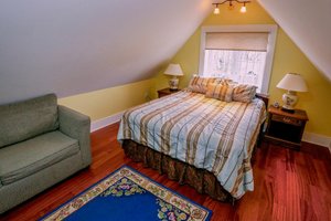 Room & Suite