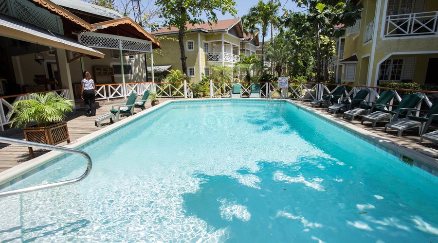 The Pool at the Merrils Beach Resort II