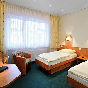 Doppelzimmer mit getrennten Betten