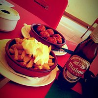 Patatas bravas et albondigas!