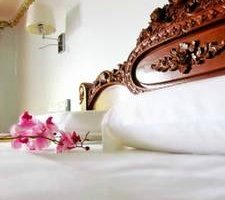 Room & Suite