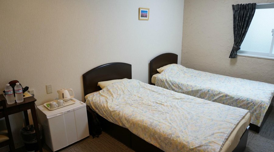 Twin sharing room