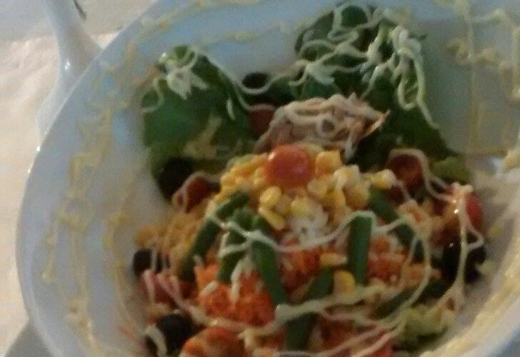 Very sad nicoise salad no egg. No cheese. No anchovies.  Sent back to the kitchen and was expect