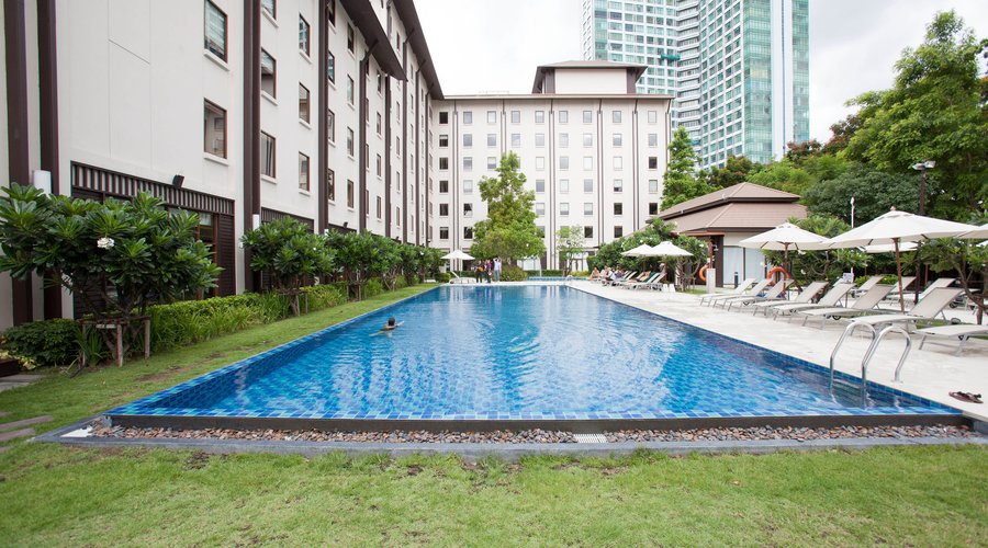 The Pool at the ibis Bangkok Riverside