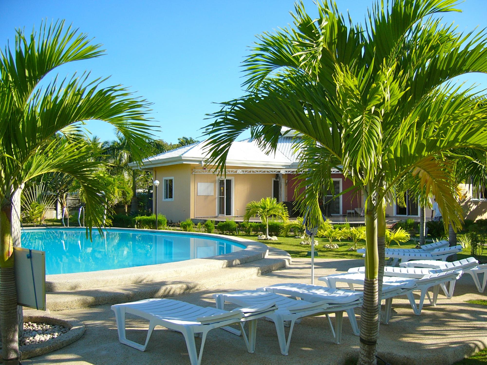 Bohol Sunside Resort Pool: Pictures & Reviews - Tripadvisor