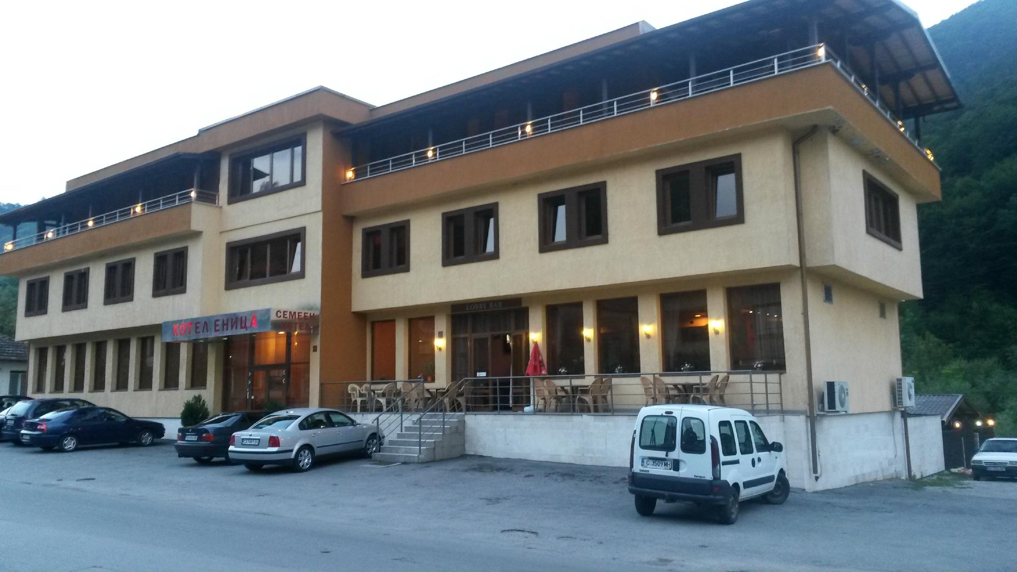 Hotel photo 12 of Family Hotel Enica.