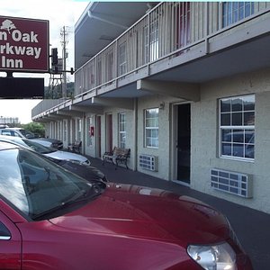 Pin Oak Parkway Inn, hotel in Pigeon Forge