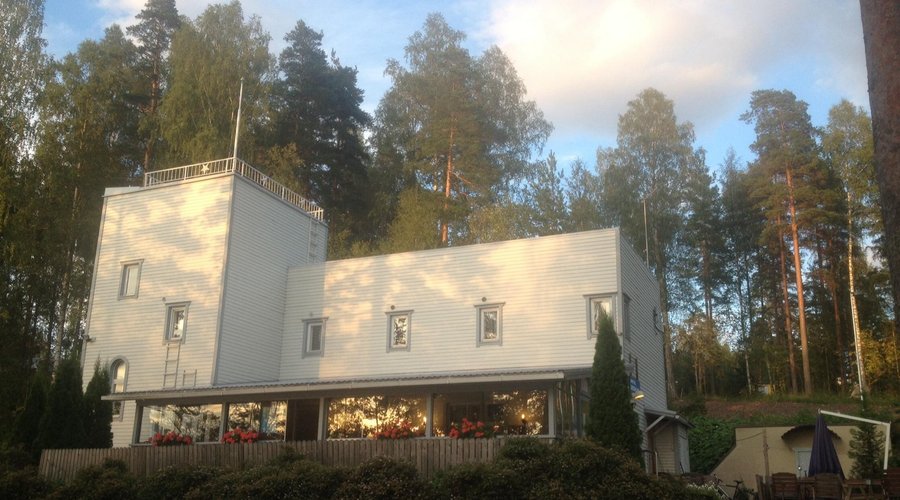 A very relaxed hostel in a beautiful setting.
