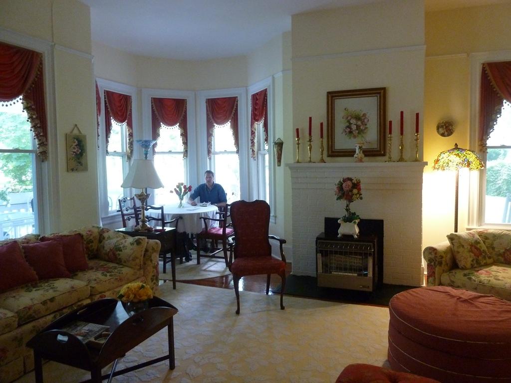 KING'S VICTORIAN INN BED AND BREAKFAST (Hot Springs, VA): Opiniones Y ...